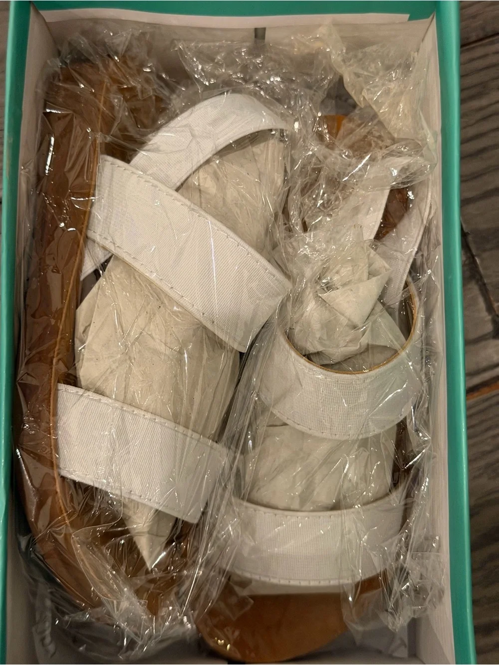 Lucky Brand White Sandal Box Label - Rowen-99K